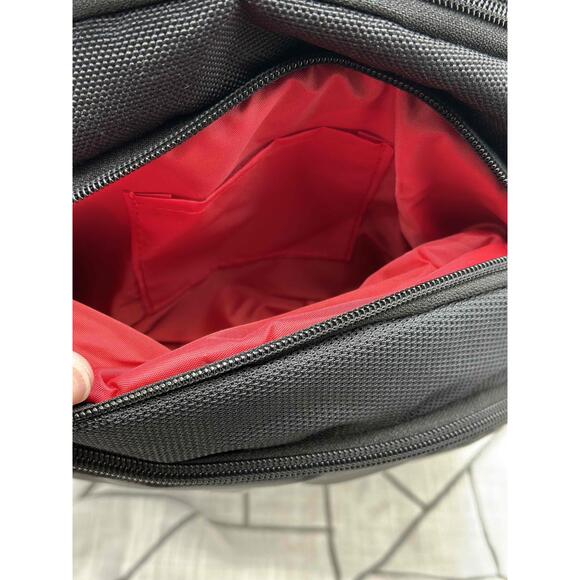 Swiss Gear Laptop Backpack Black Cross Logo Zippered Compartment Size 16In - Picture 10 of 13